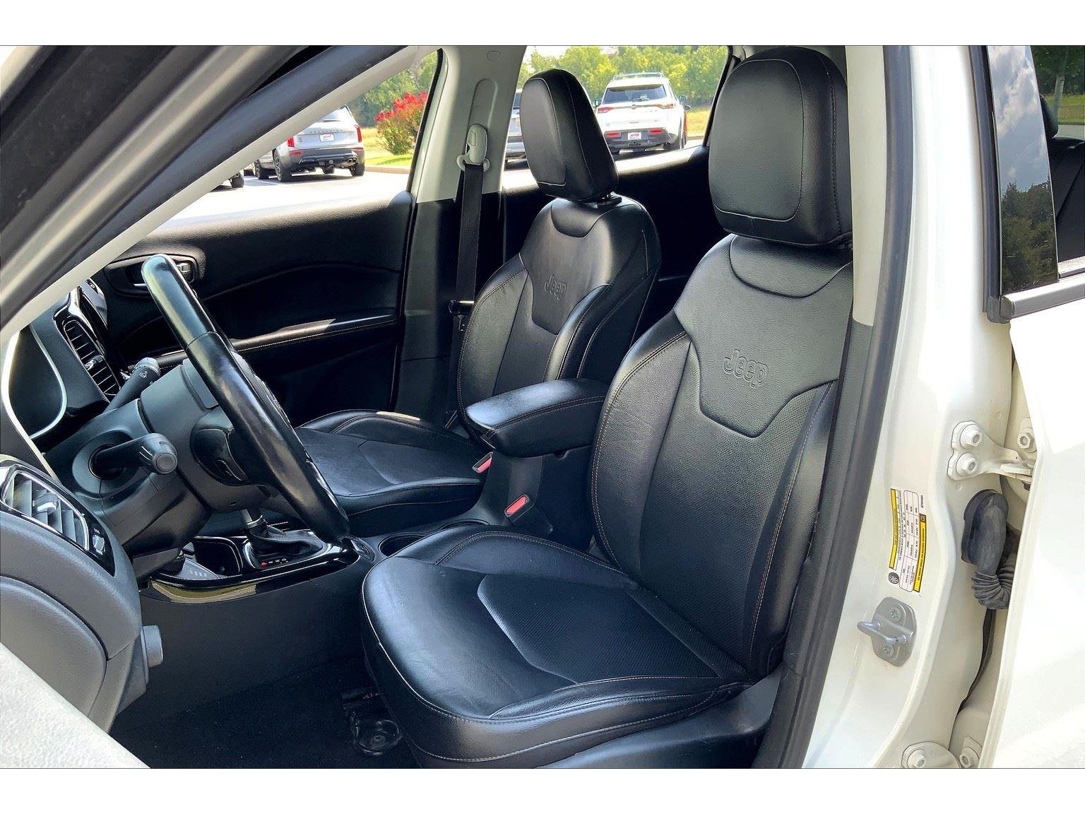 2021 Jeep Compass Limited photo 17