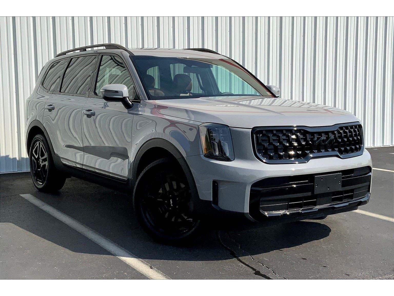 2024 Kia Telluride EX X-Line photo 2