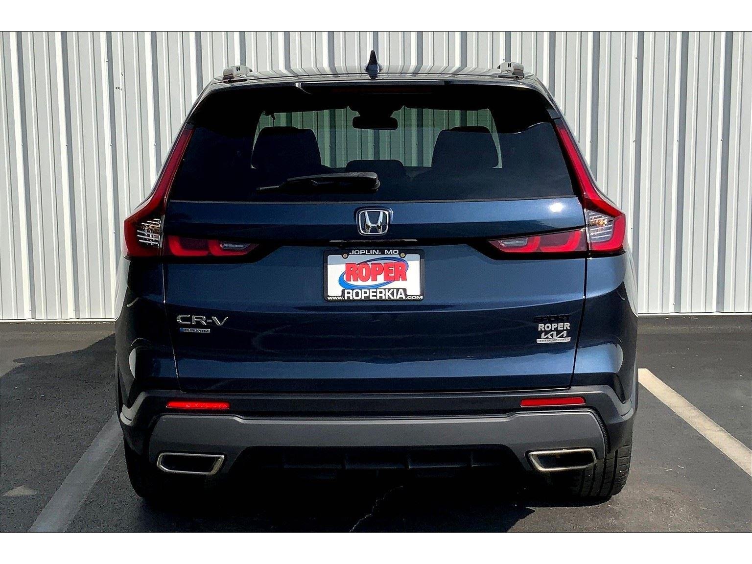 2023 Honda CR-V Hybrid Sport photo 2