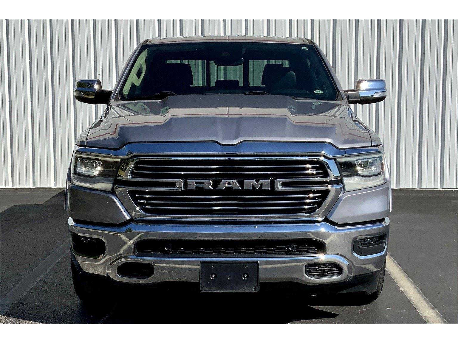 2021 Ram 1500 Laramie photo 3