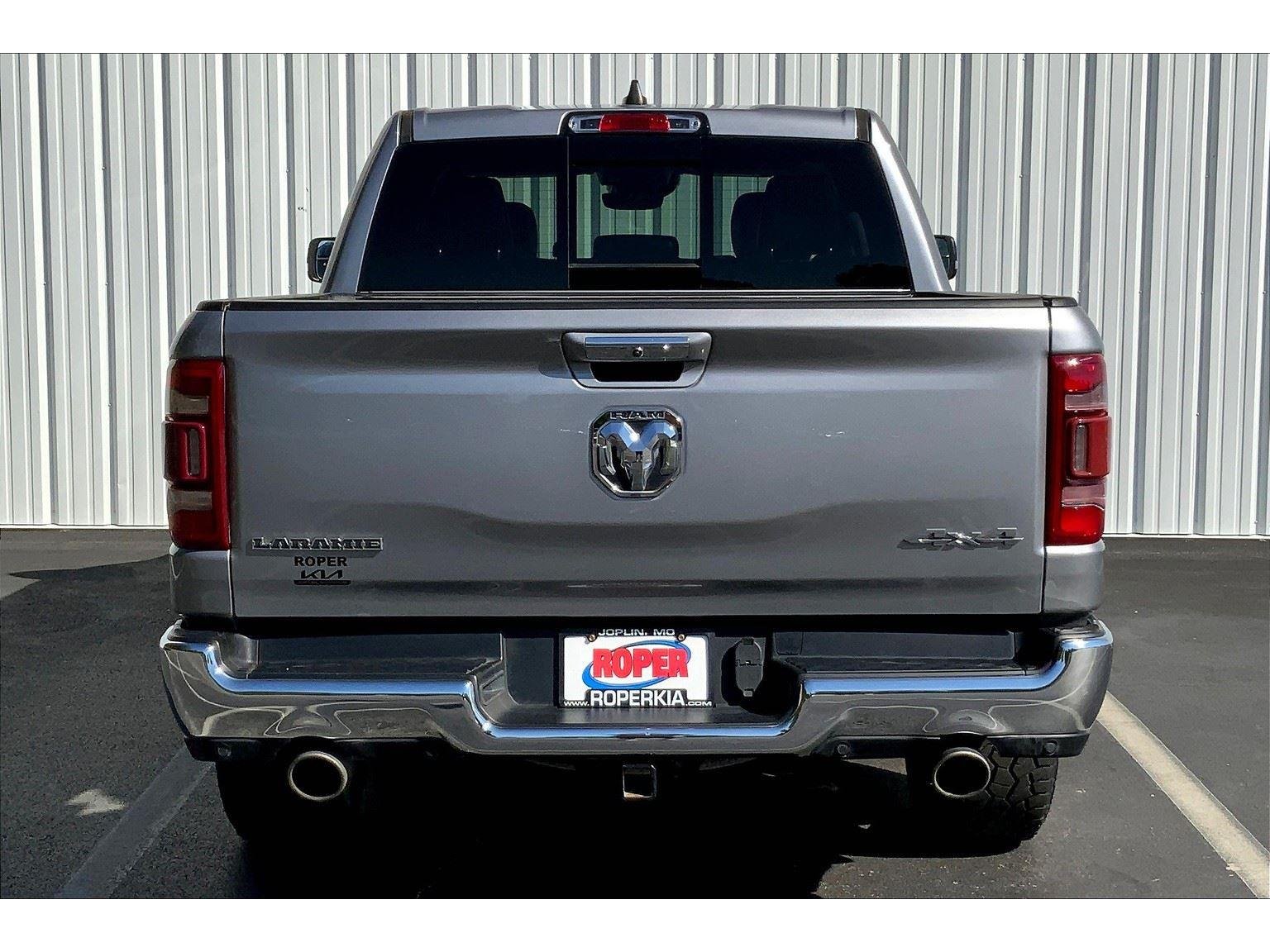 2021 Ram 1500 Laramie photo 4
