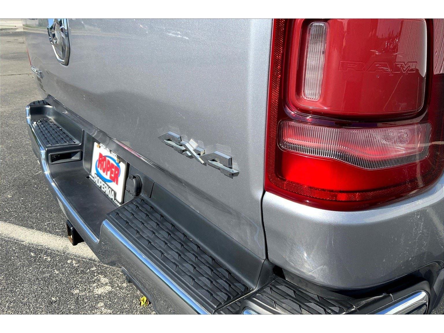 2021 Ram 1500 Laramie photo 8
