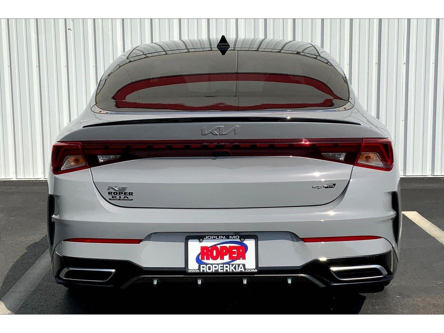 2022 Kia K5 GT-Line photo 4