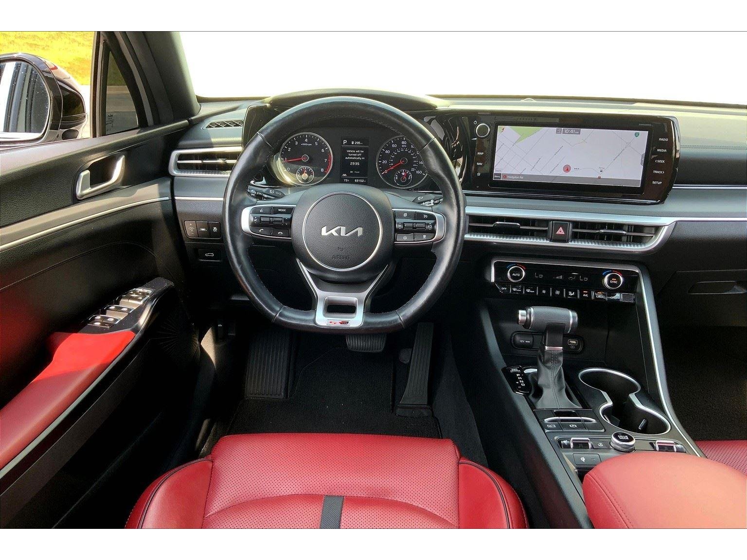 2022 Kia K5 GT-Line photo 5