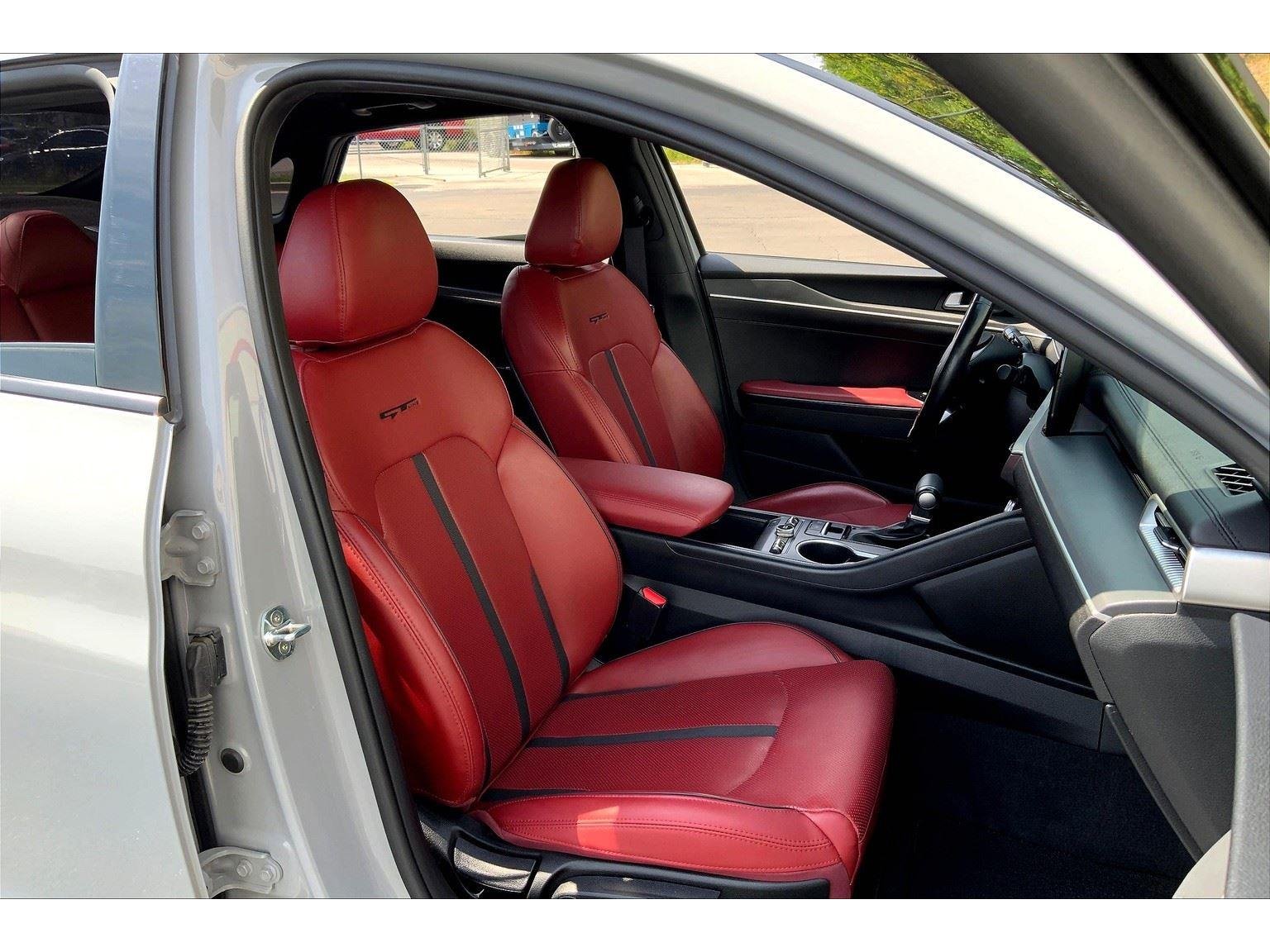 2022 Kia K5 GT-Line photo 7