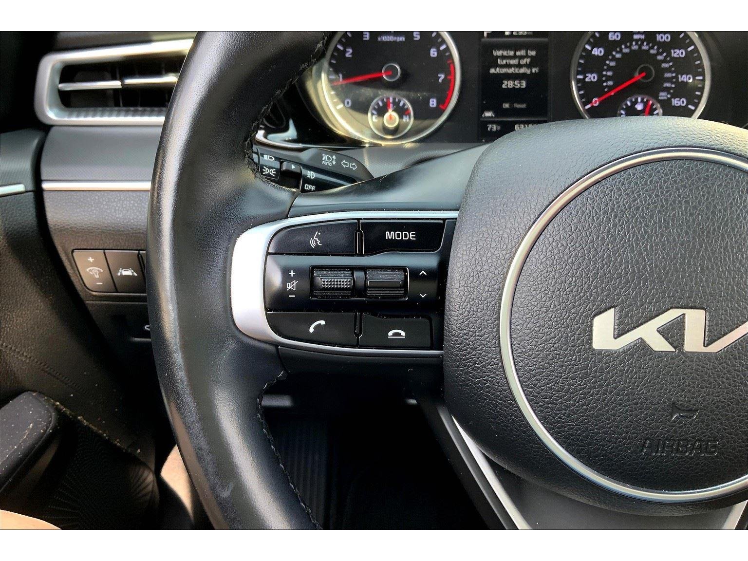 2022 Kia K5 GT-Line photo 16