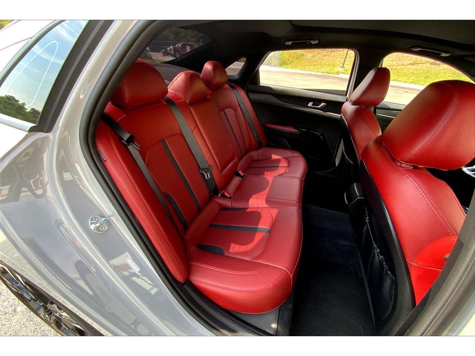 2022 Kia K5 GT-Line photo 24