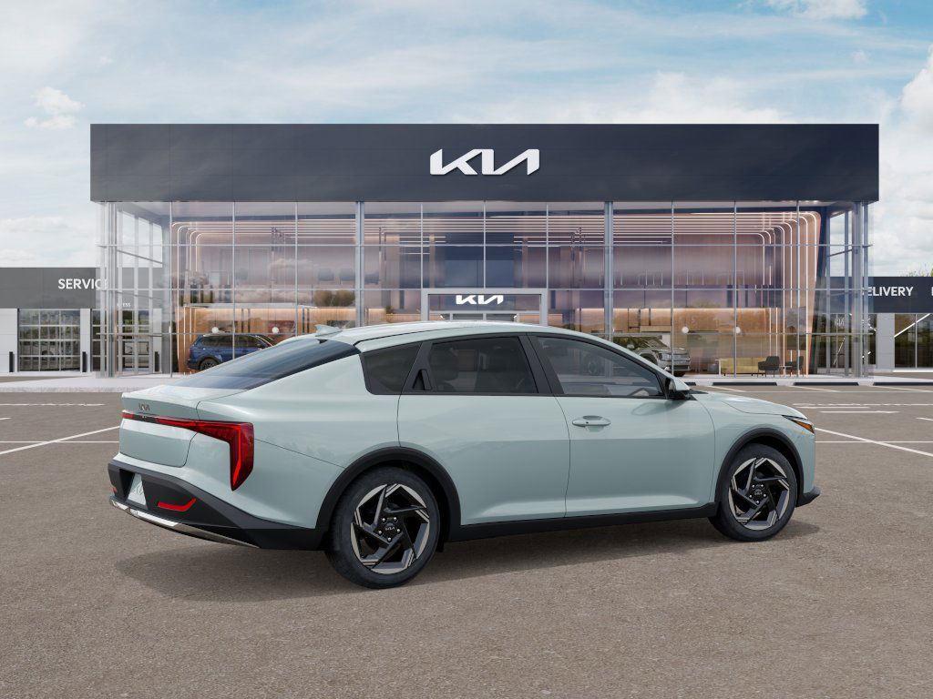 2025 Kia K4 EX photo 6