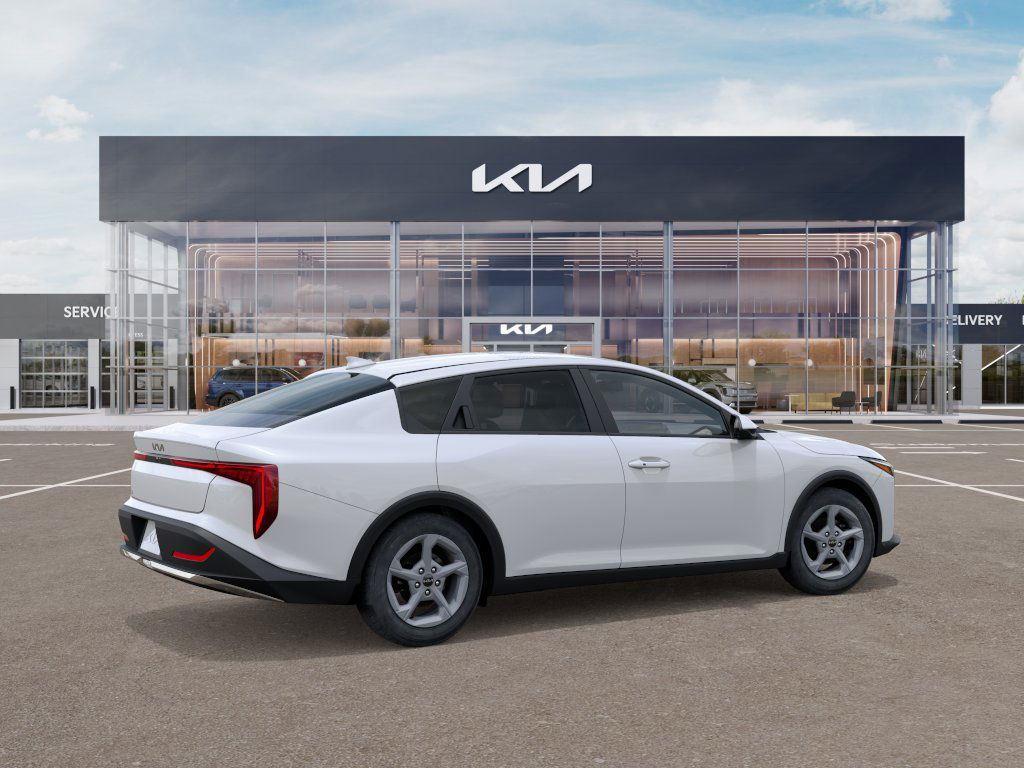 2025 Kia K4 LX photo 5