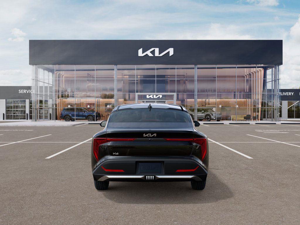 2025 Kia K4 LX photo 3