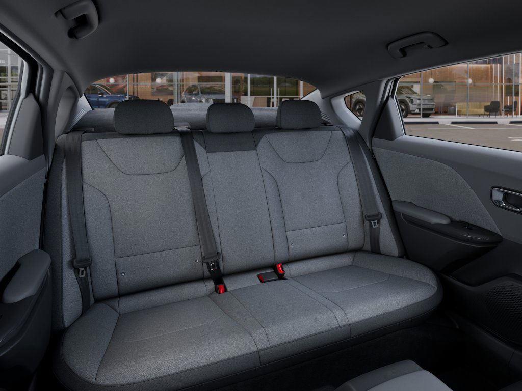 2025 Kia K4 LX photo 14