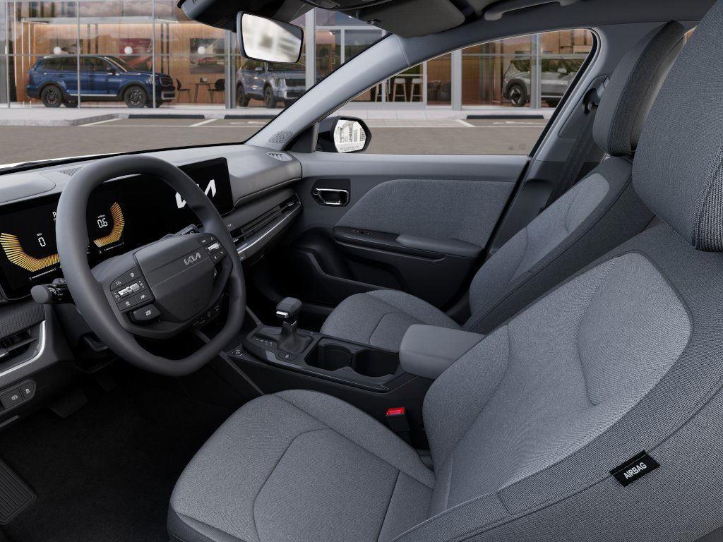 2025 Kia K4 LX photo 15