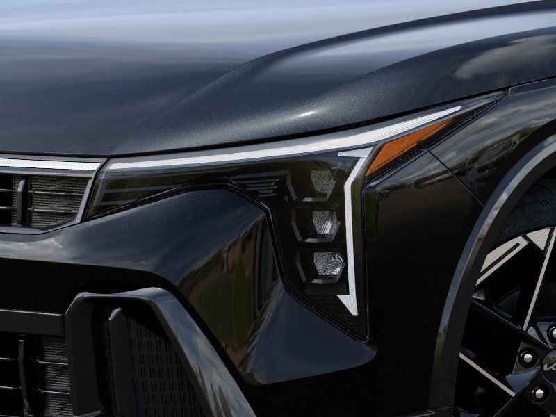 2025 Kia K4 GT-Line photo 9