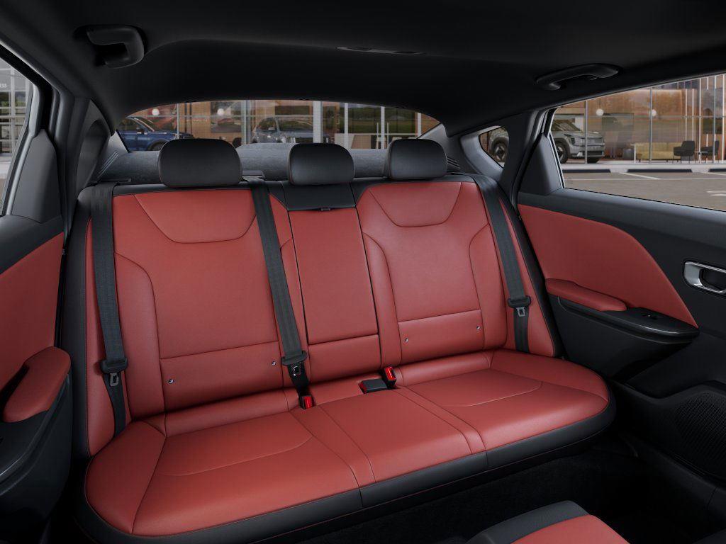 2025 Kia K4 GT-Line photo 15