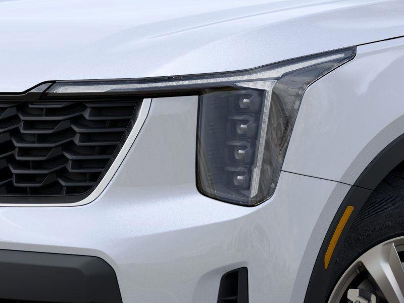 2026 Kia Sorento LX photo 8