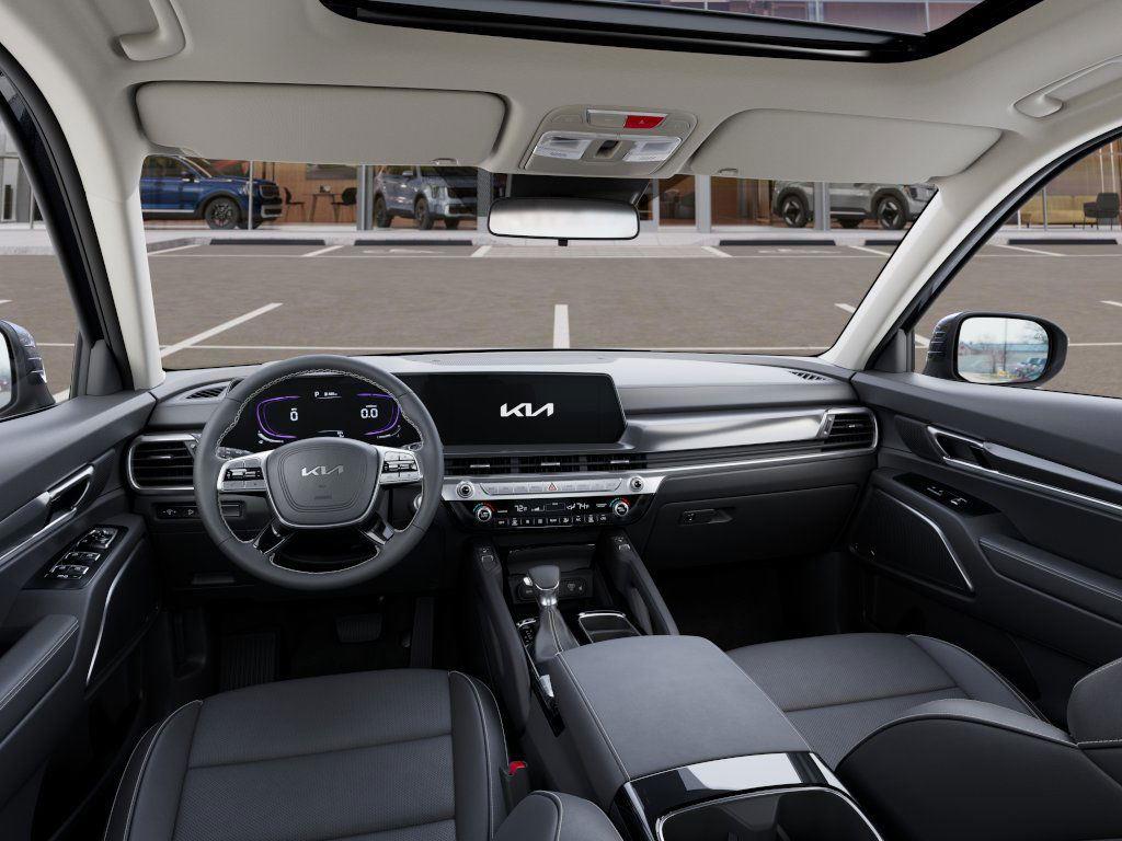 2025 Kia Telluride S photo 13