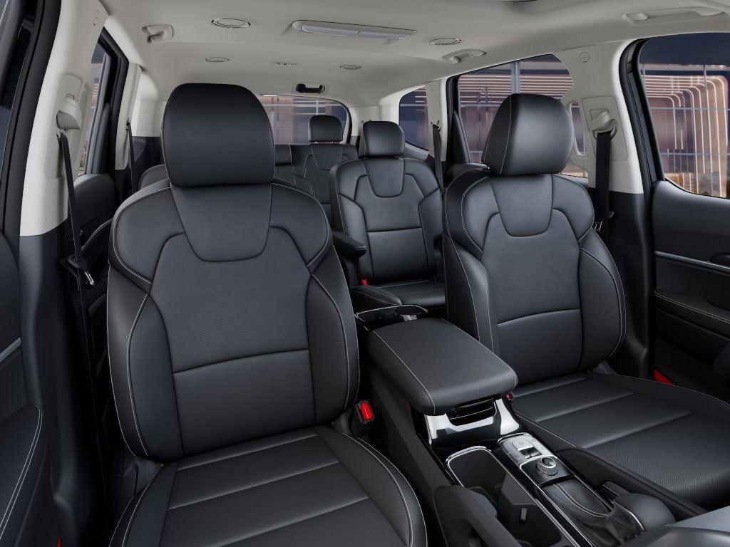 2025 Kia Telluride S photo 14