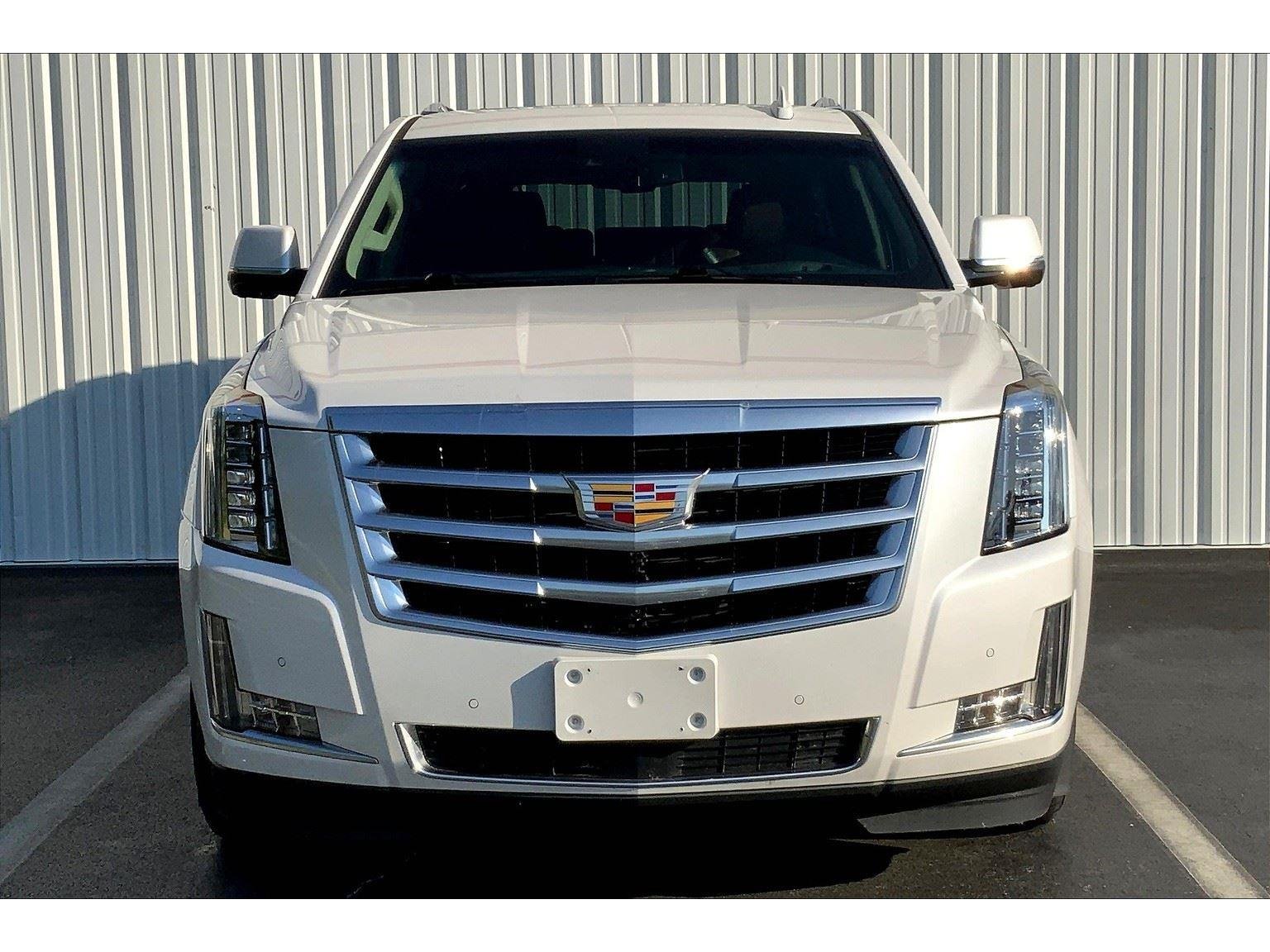 2016 Cadillac Escalade Premium photo 2