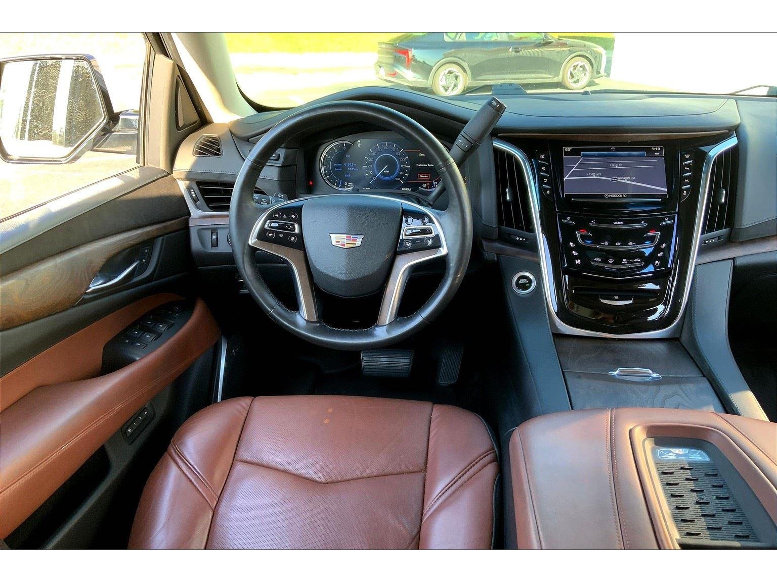 2016 Cadillac Escalade Premium photo 4