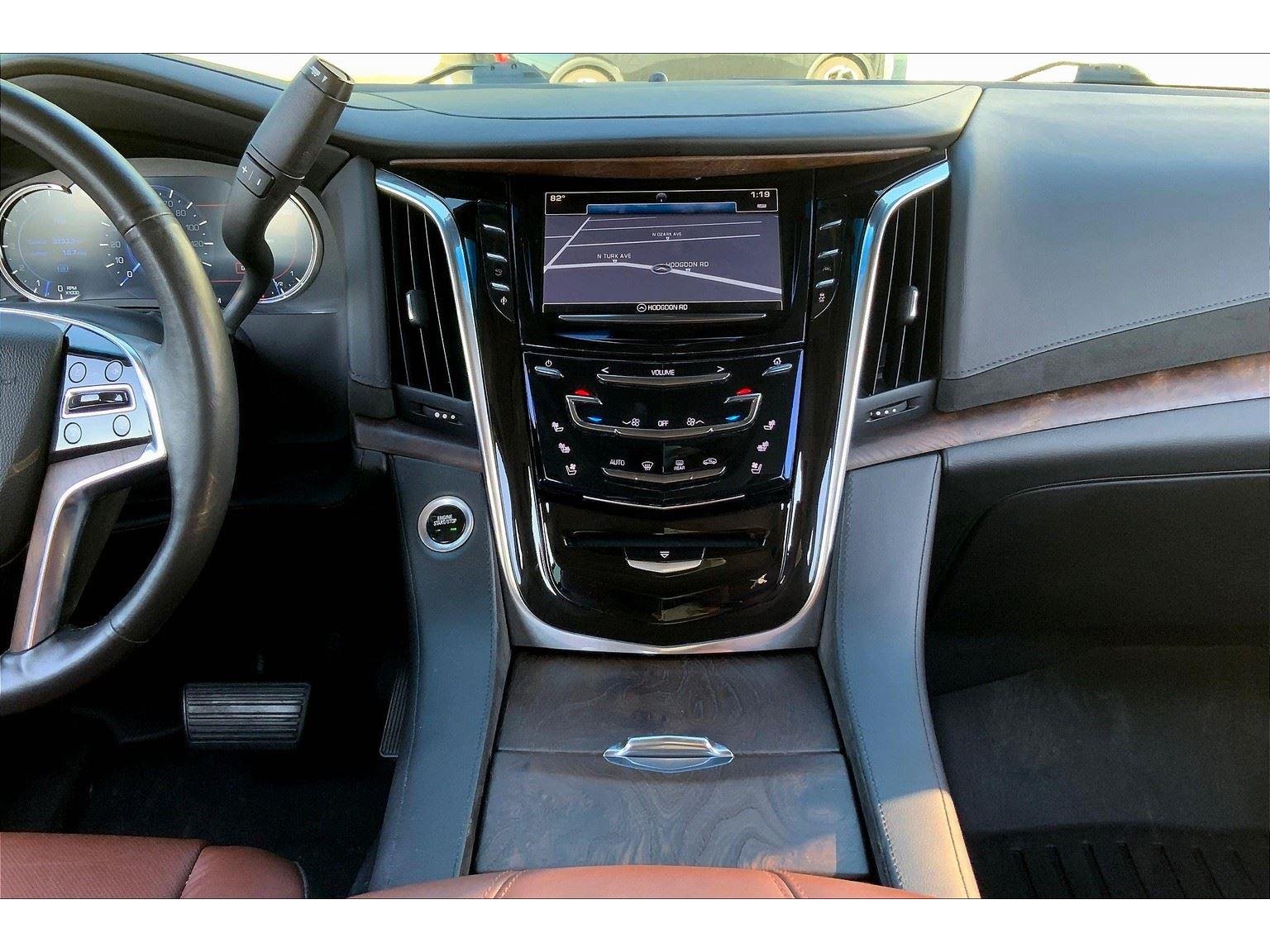 2016 Cadillac Escalade Premium photo 5