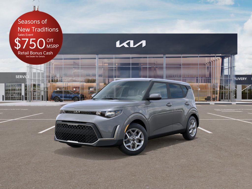 2025 Kia Soul LX's photo