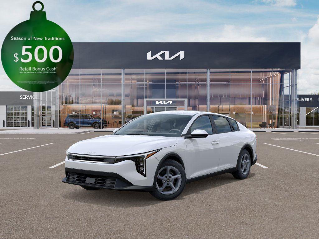 2025 Kia K4 LXS's photo