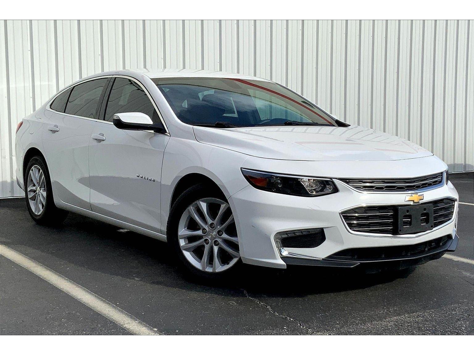 Used 2016 Chevrolet Malibu 1LT with VIN 1G1ZE5ST3GF233383 for sale in Joplin, MO