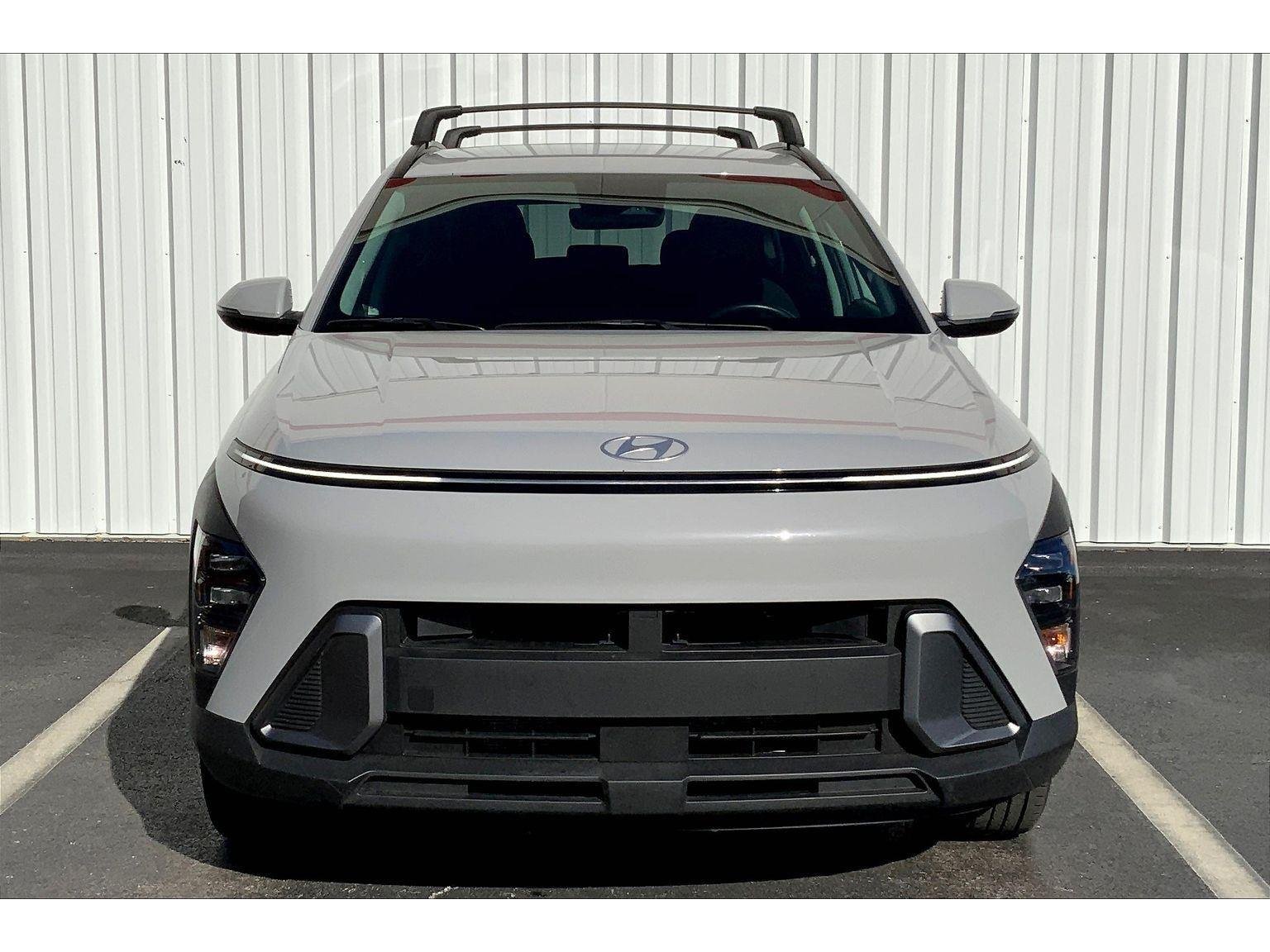 2024 Hyundai Kona SEL photo 3