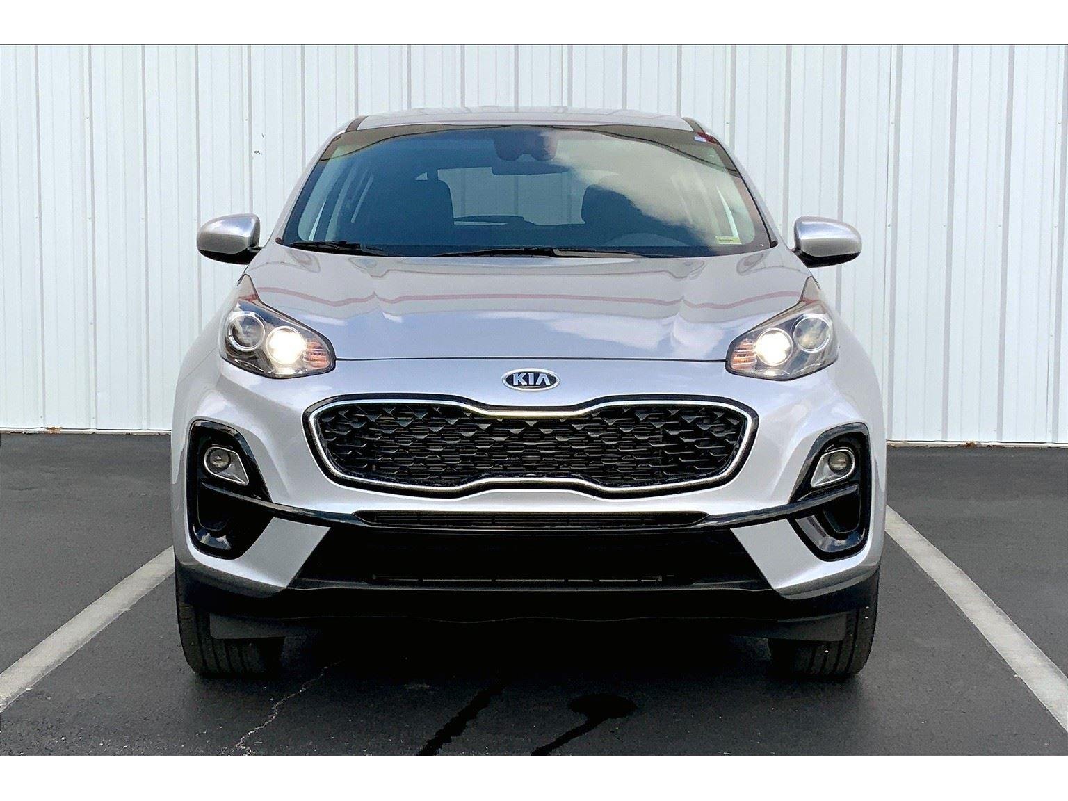 2022 Kia Sportage LX Value Edition photo 2