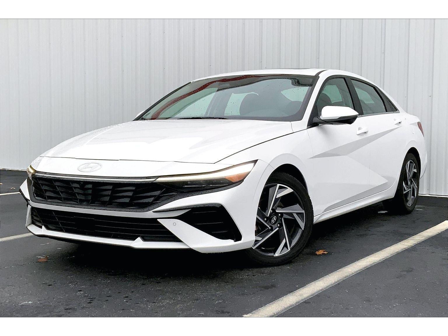 2024 Hyundai Elantra Limited