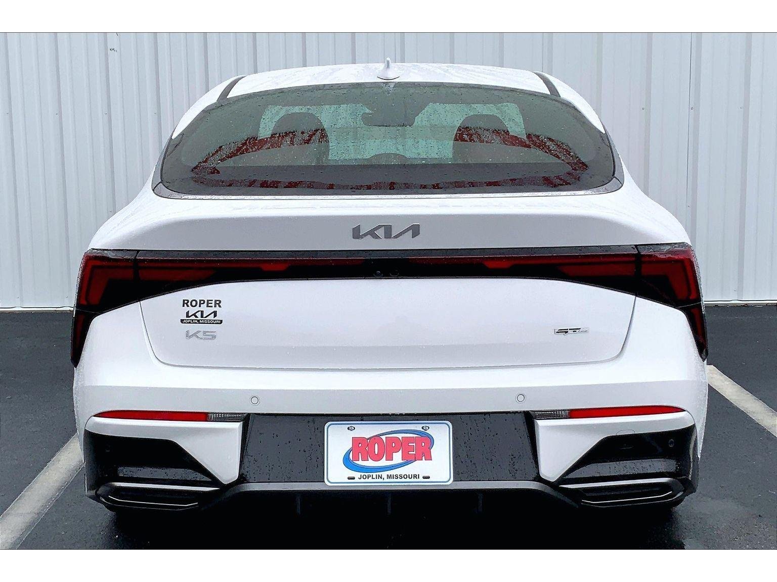 2026 Kia K5 GT-Line photo 4