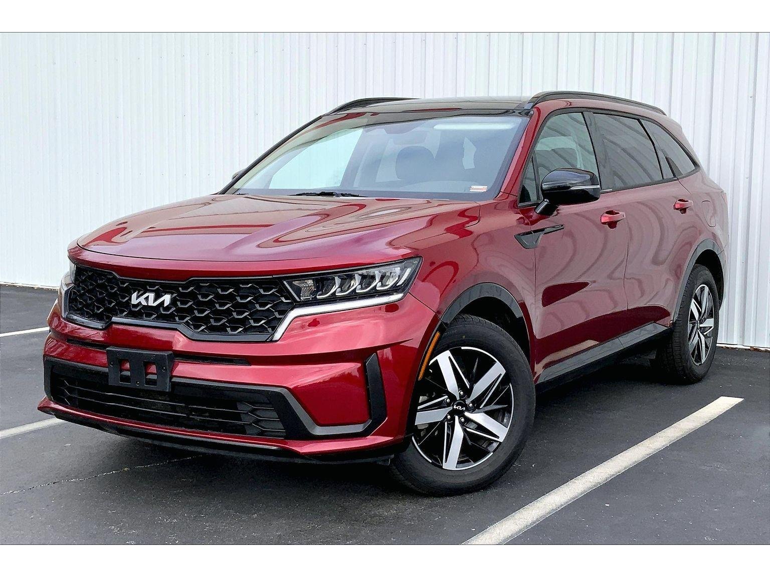 2022 Kia Sorento S's photo