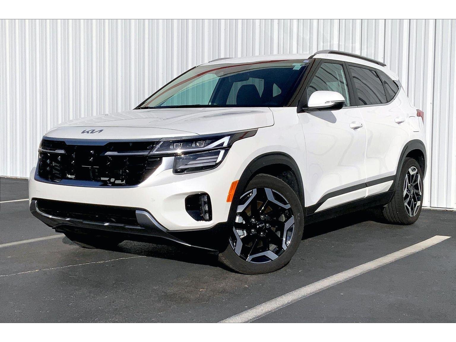 2024 Kia Seltos SX's photo