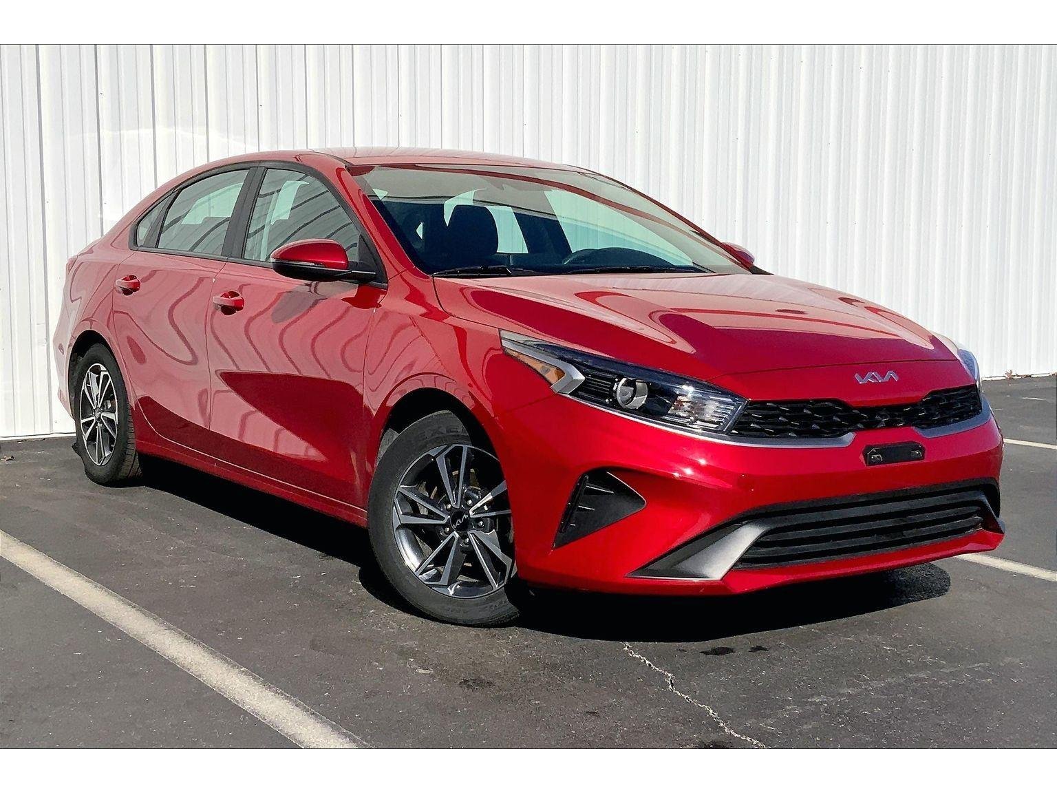 Used 2023 Kia Forte LXS with VIN 3KPF24AD4PE630604 for sale in Joplin, MO