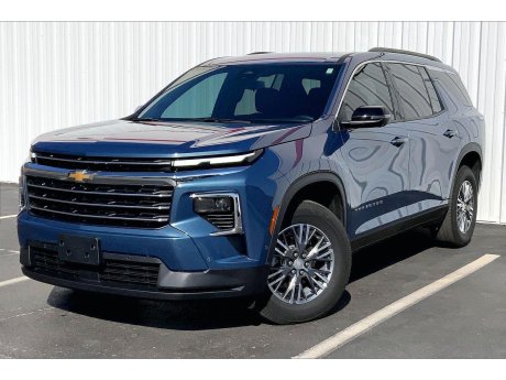 2024 Chevrolet Traverse FWD LT 