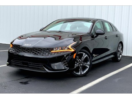 2022 Kia K5 EX 