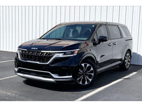 2022 Kia Carnival EX 