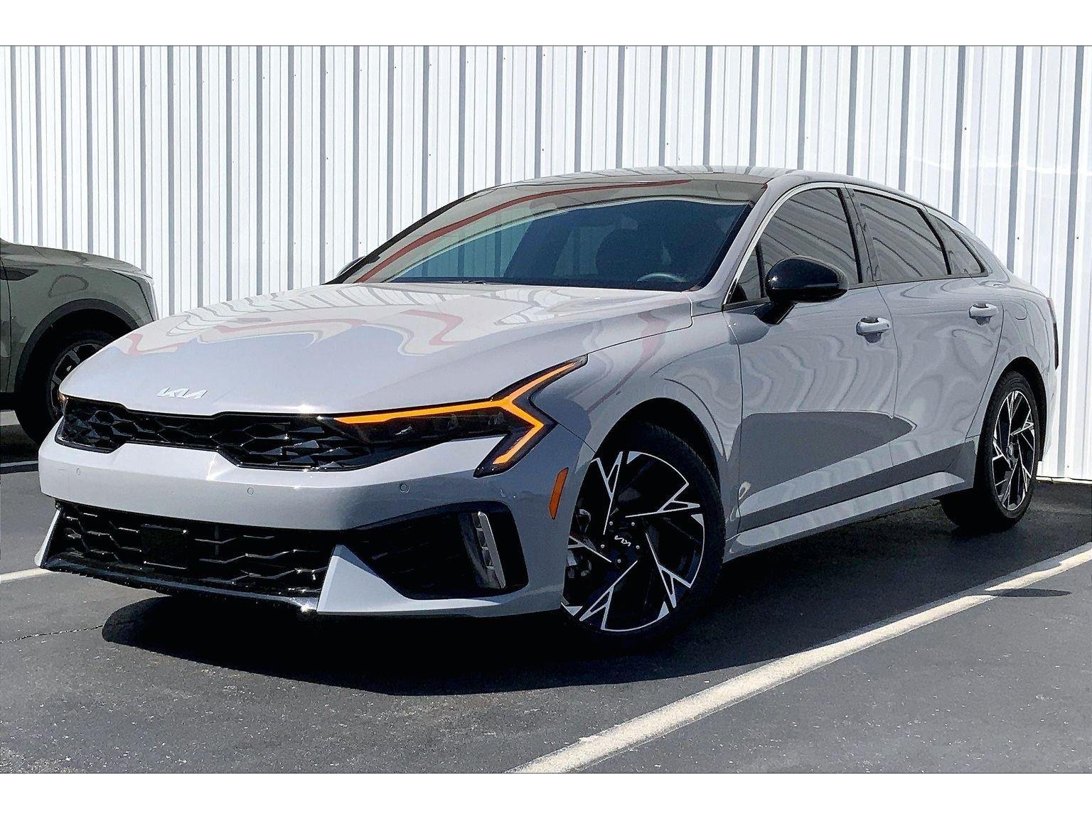 2025 Kia Optima GT-Line FWD's photo