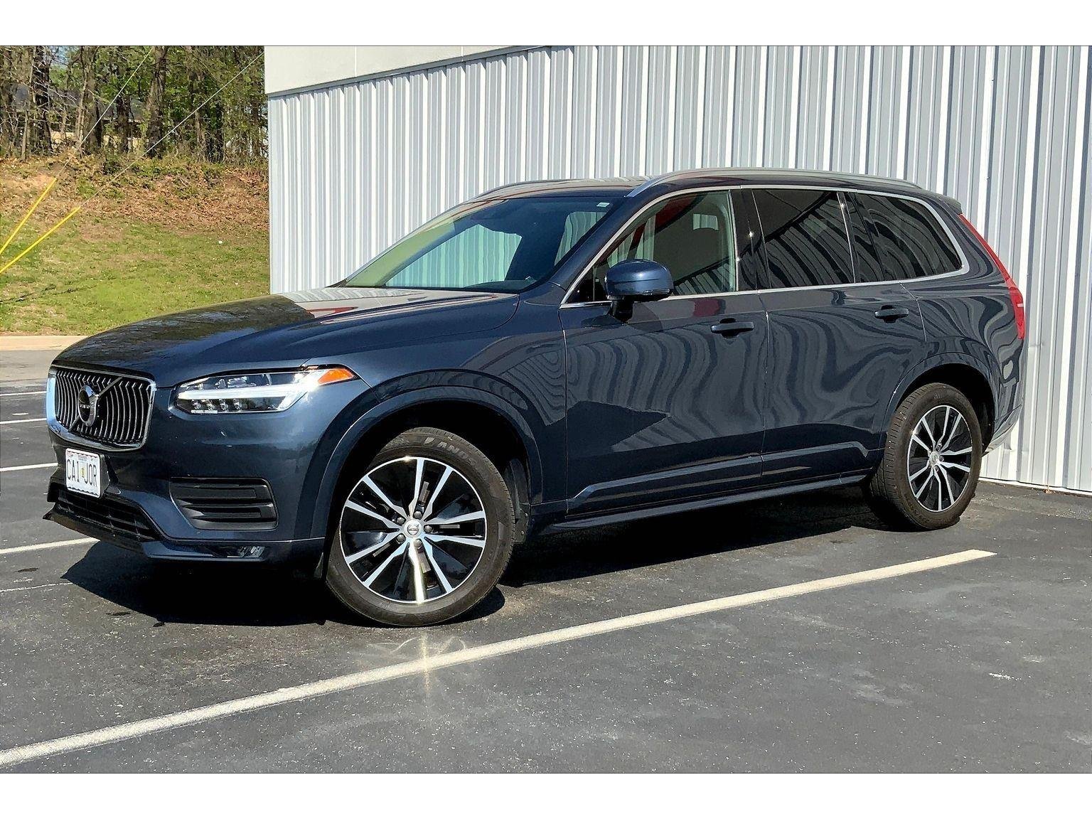 2020 Volvo XC90 Momentum