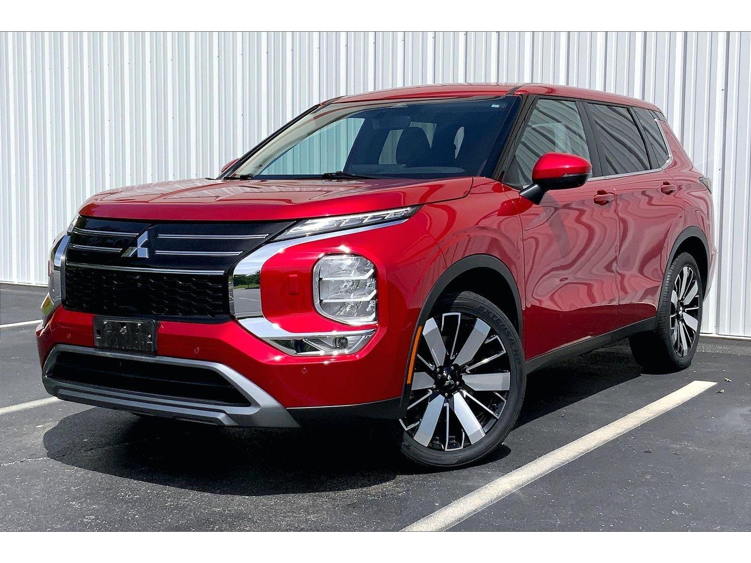 2025 Mitsubishi Outlander SE S-AWC's photo