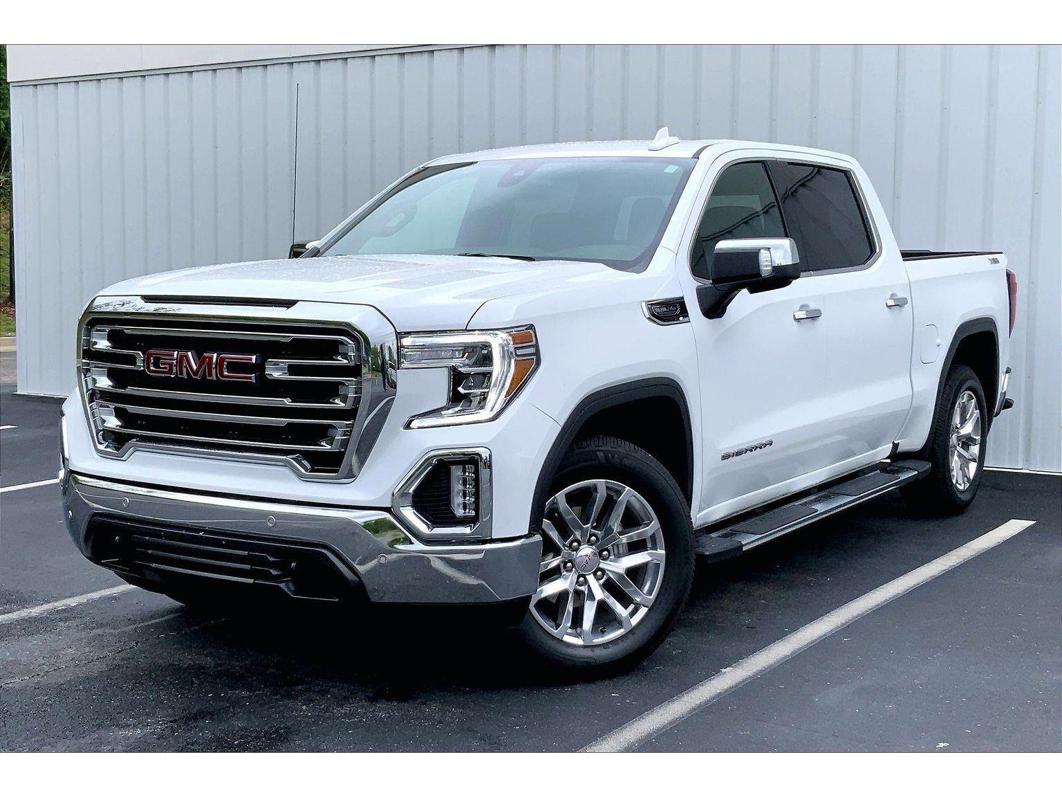 2022 GMC Sierra 4WD Crew Cab Short Box SLT's photo