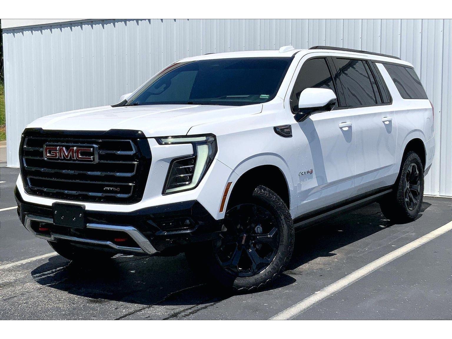 2025 GMC Yukon 4WD AT4's photo