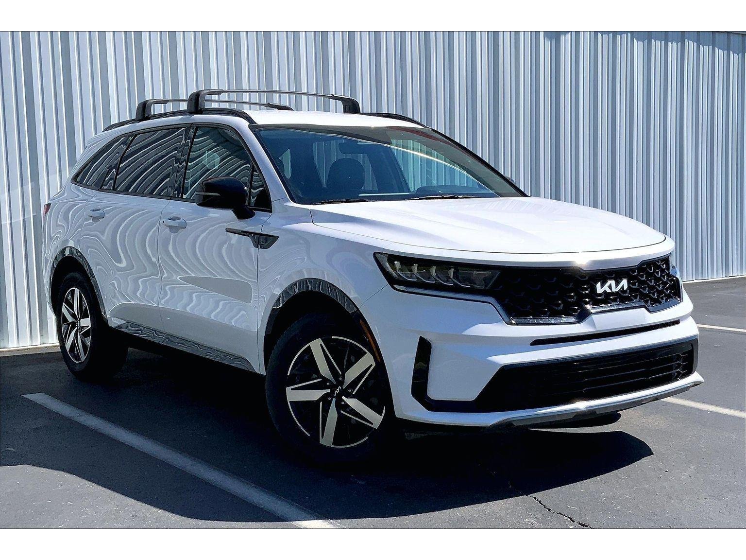 2023 Kia Sorento S AT's photo