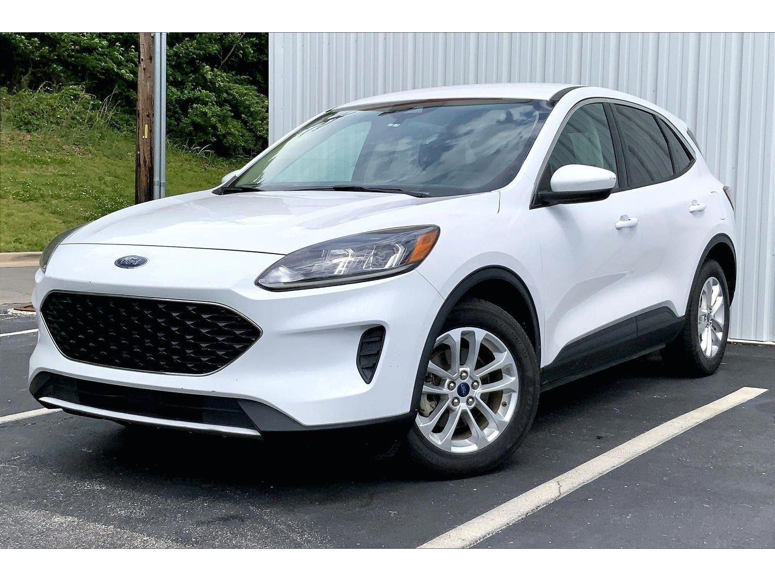 2020 Ford Escape SE FWD's photo