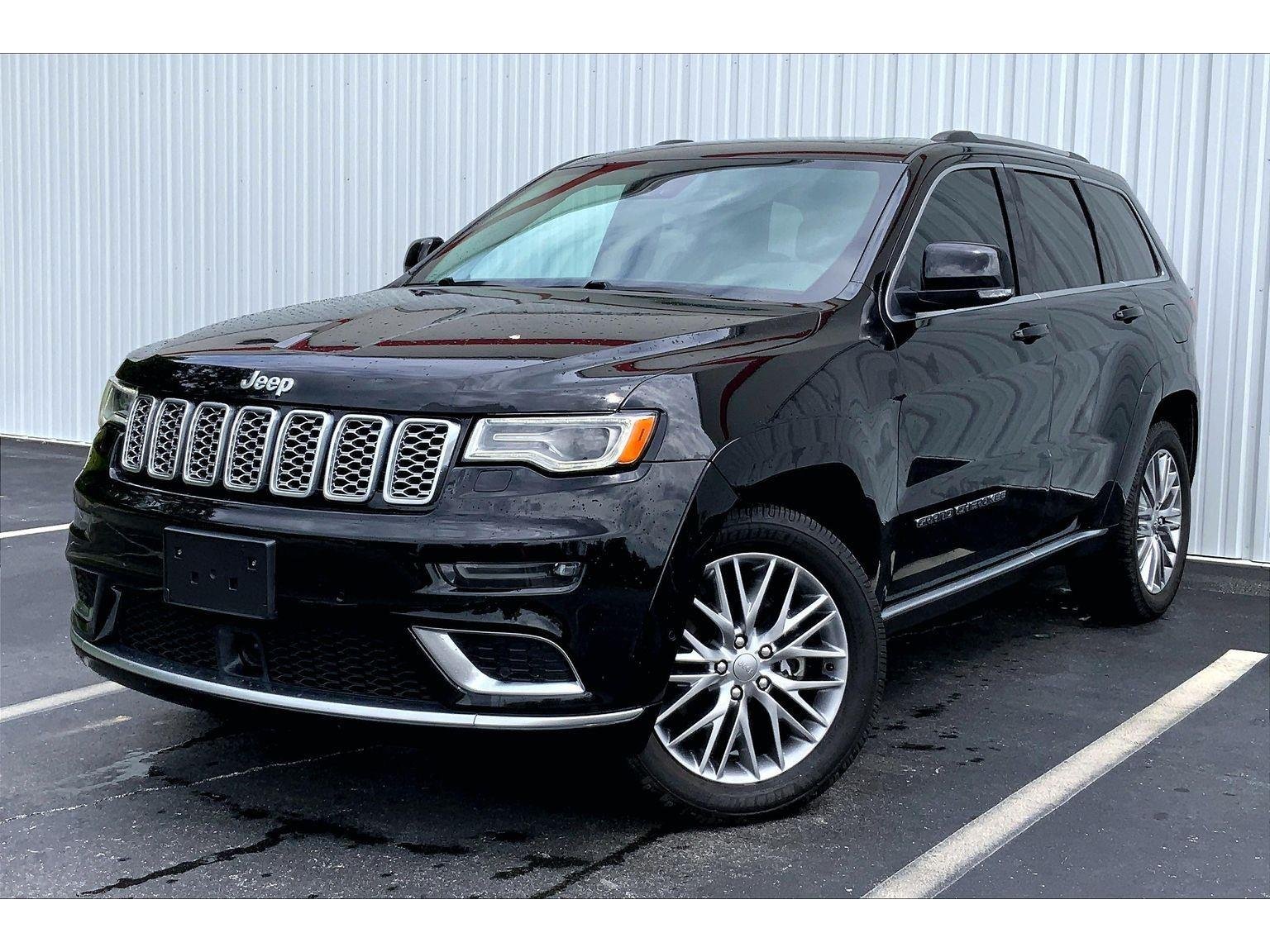 2017 Jeep Grand Cherokee Summit 4WD's photo