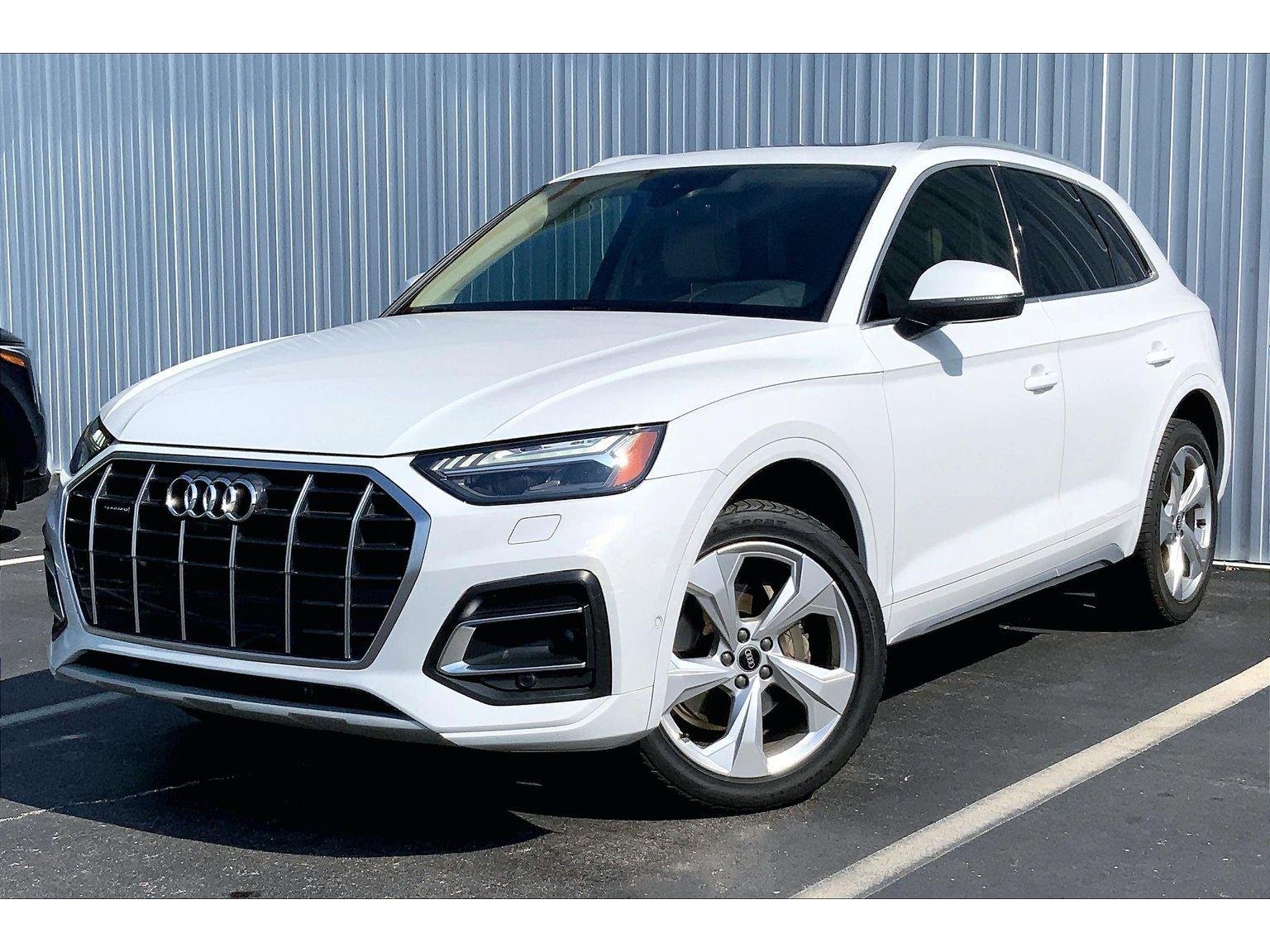 2021 Audi Q5 45 Prestige's photo