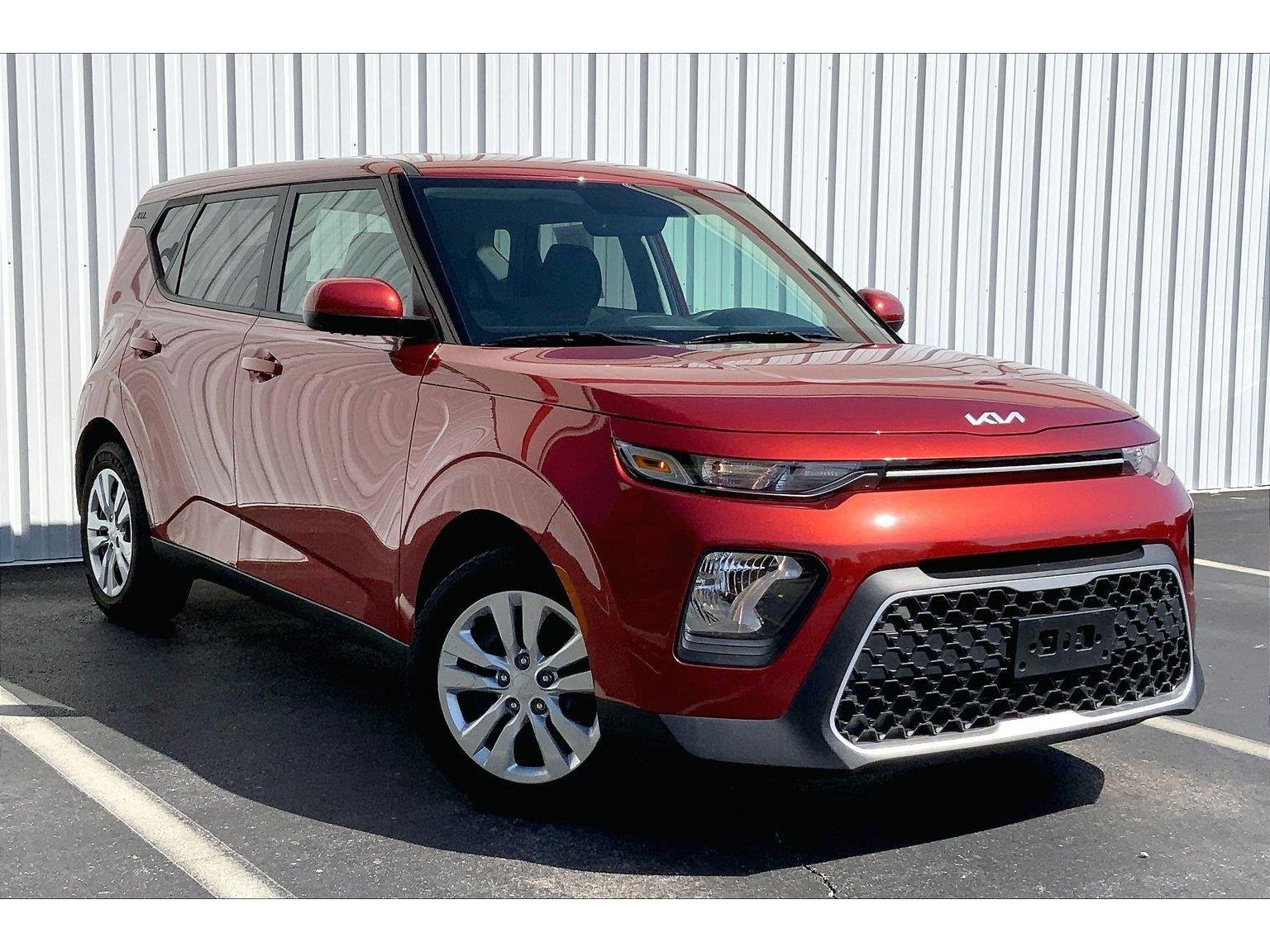 Used 2022 Kia Soul LX with VIN KNDJ23AU8N7821833 for sale in Joplin, MO