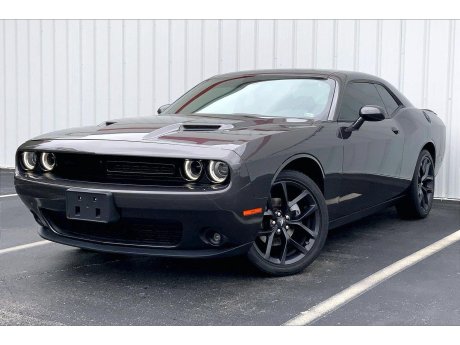2022 Dodge Challenger SXT 