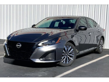 2025 Nissan Altima