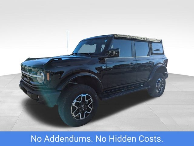 2023 Ford Bronco Outer Banks (LG89782T) Main Image